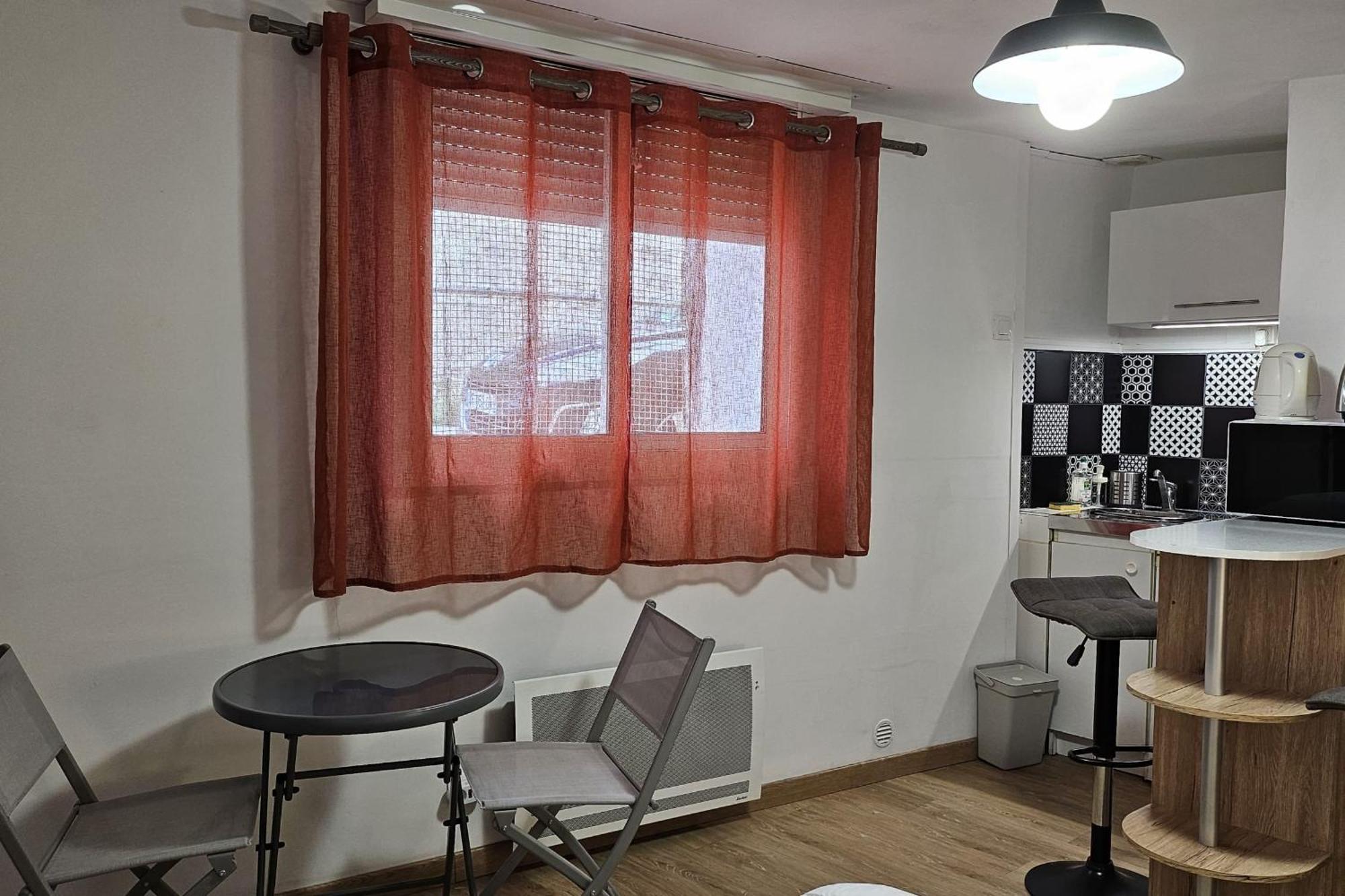 Studio Near The City Center Montpellier Exteriör bild