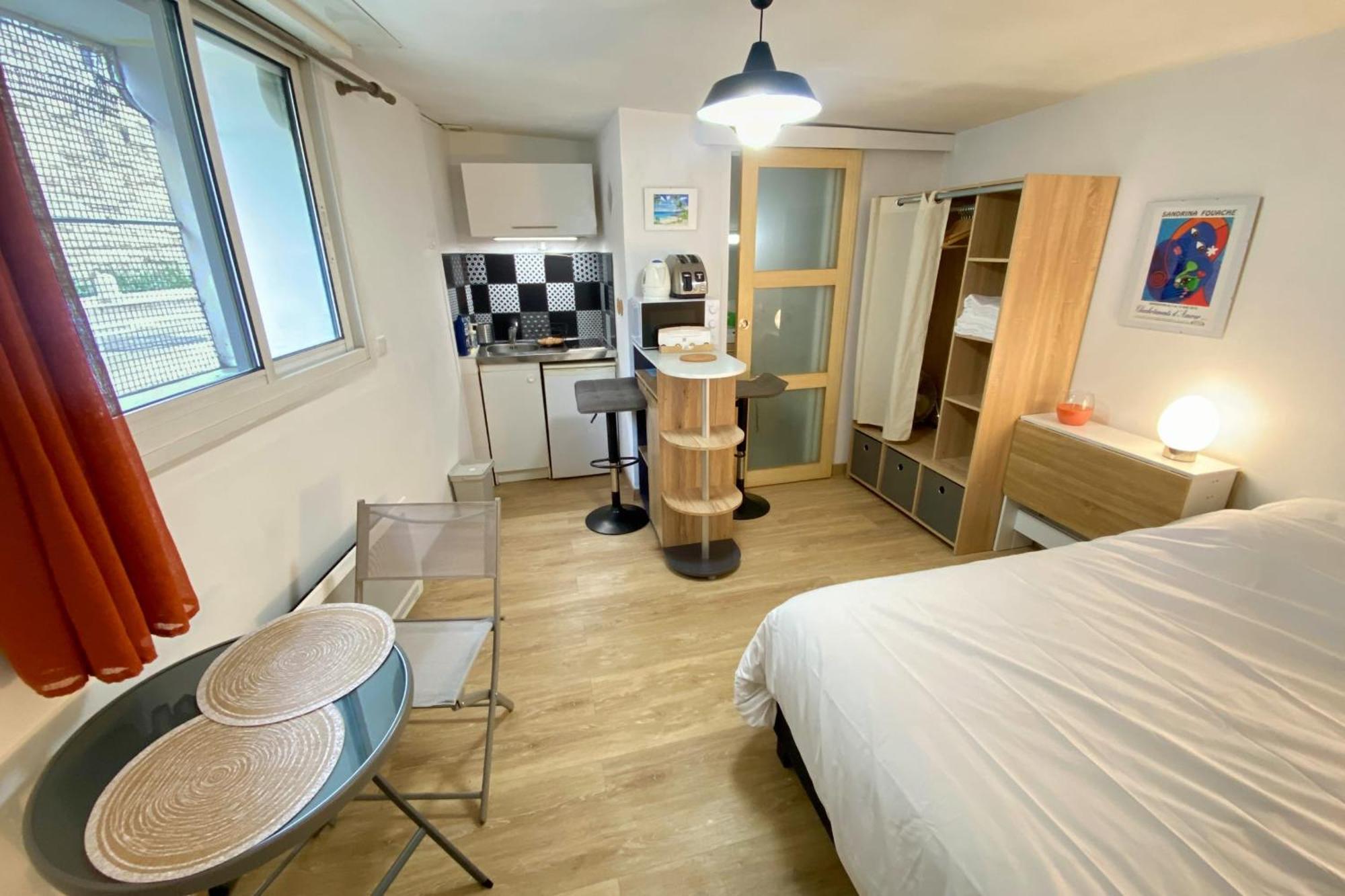 Studio Near The City Center Montpellier Exteriör bild