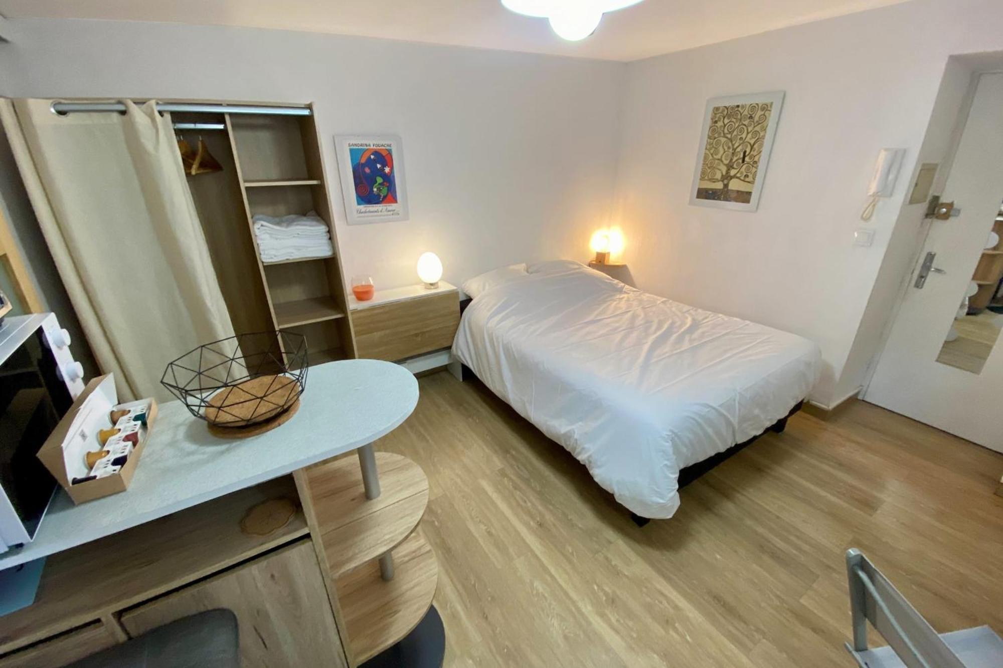 Studio Near The City Center Montpellier Exteriör bild